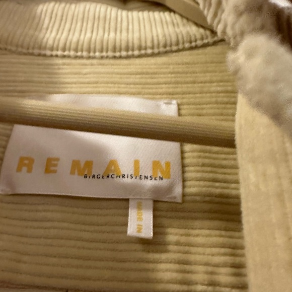 REMAIN BIRGER CHRISTENSEN
Off-White Corduroy Evary Shirt - Picture 2 of 4